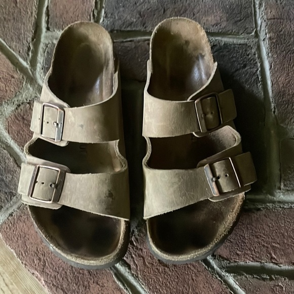 Birkenstock, Arizona oiled leather sandals-Tobacco - Picture 1 of 3